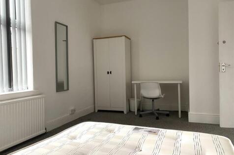 1st floor front bedroom