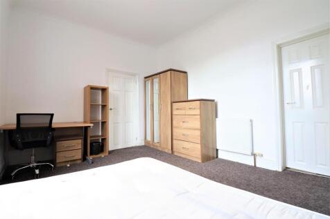 First floor room 2 with en-suite