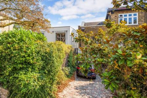 79128_2-The-Coach...