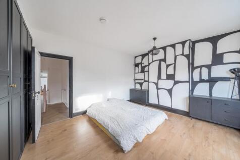 1376205-16-6909f0...