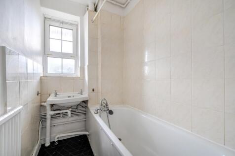 1375479-9-6908bee...