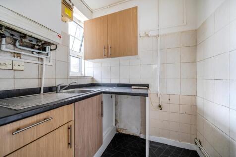 1375479-8-6908bee...