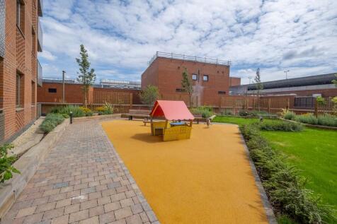 106-foundry-house...