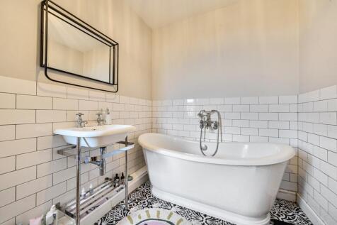 1382449-12-691b50...