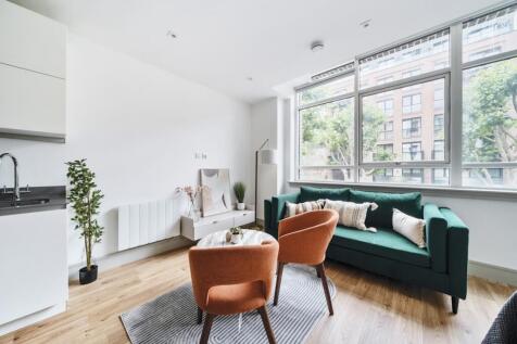 1158778 (2) - Cop...