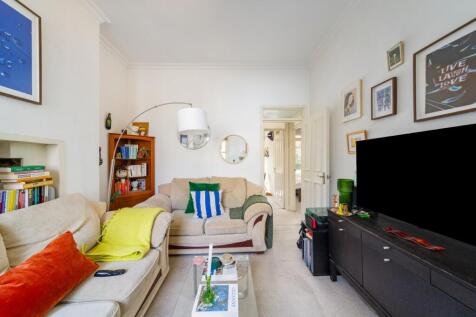 88429_First floor...