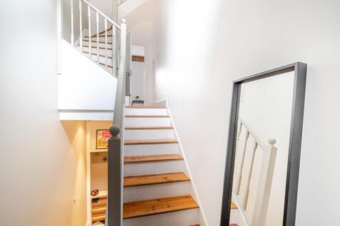 1366066-3-68e8e3e...