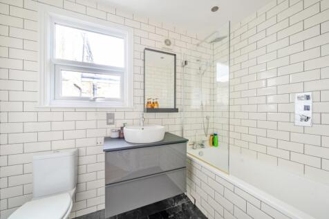 1366066-5-68e8e3f...