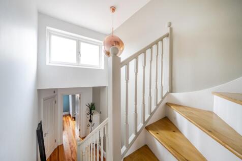 1366066-12-68e8e4...