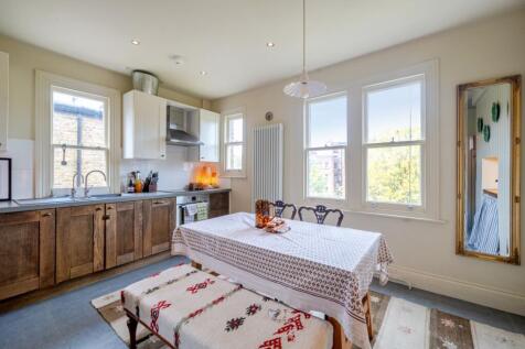 1369106-5-68f61b8...