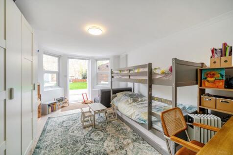 1362272-17-68e632...