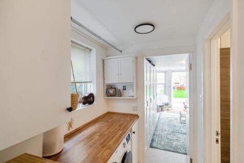 1362272-22-68e632...