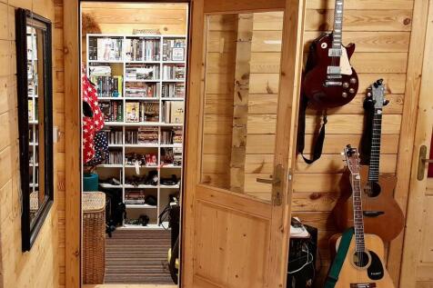 Property Image 29
