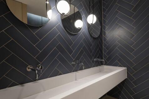 IW260422GKA159.jpg