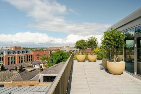 Luca Piffaretti_RED Explore_Web_0013.jpg