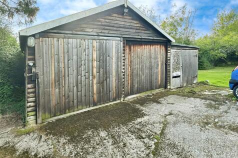 Triple Garage