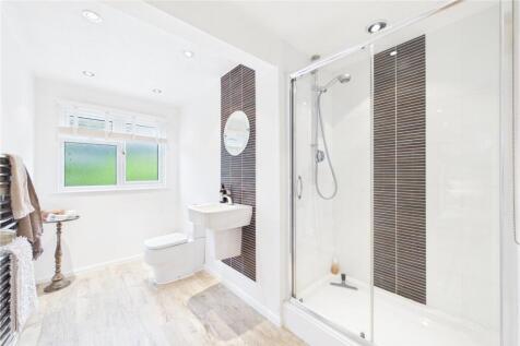 Bedroom 2 En Suite