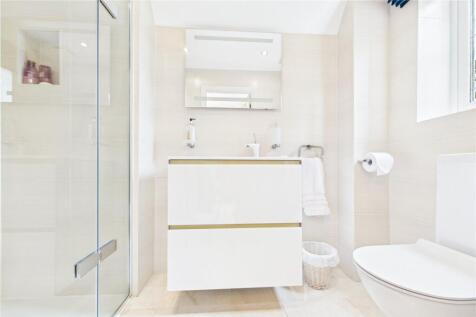 Bed 1 En Suite