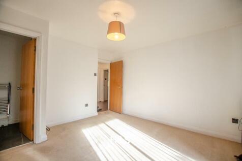 8 alderwood bedroom one2.jpg