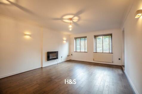 8 alderwood lounge 2.jpg