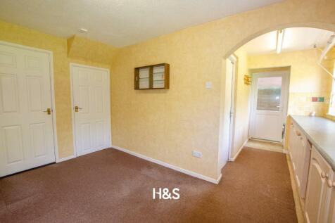 25easenhallclose3.jpg