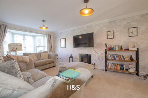8 Pembridge New - lounge 2.jpg