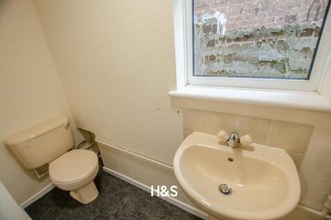 longdon road wc.jpg