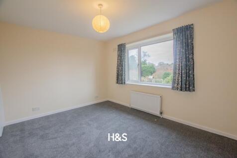 longdon road bedroom 2.jpg