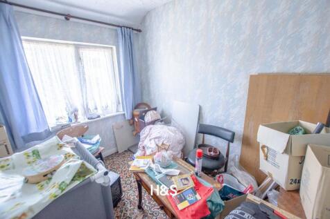 146 Daisy Farm Road - bedroom 3.jpg