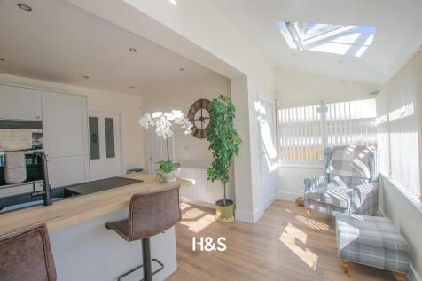23 sladepool farm road - kitch.jpg