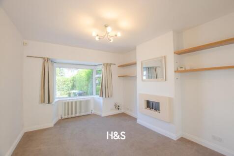 29 Hurdis Road - lounge..jpg