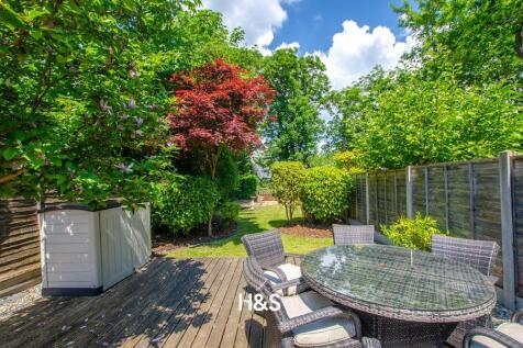103 union road - rear gard.jpg