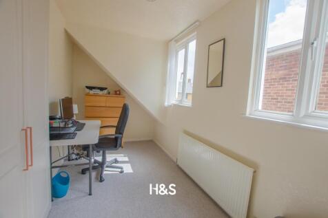 250 Ralph Road - bedroom 4.jpg
