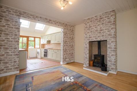 185 Mill Lane -rec2.jpg