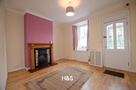 185 Mill Lane - Rec1.jpg