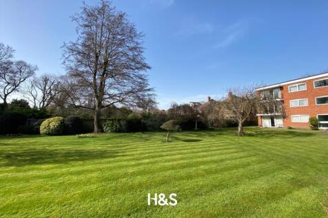 dorchester court gardens.jpg