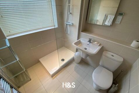 dorchester court shower room.jpg