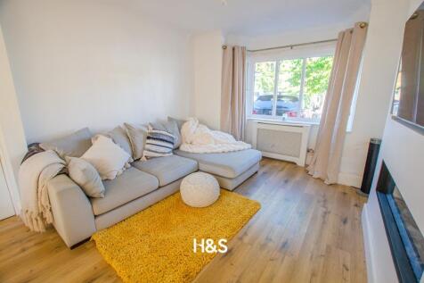 121 Sandgate - lounge.jpg