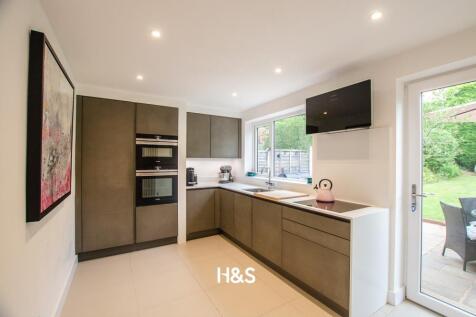 edited kitchen.jpg