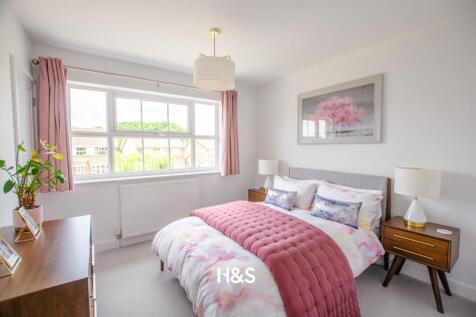 134 starbold - bedroom 1..jpg
