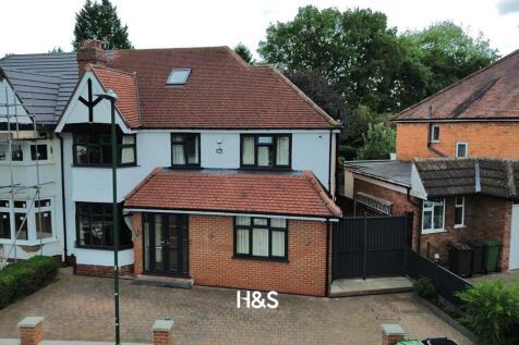 130 Stanway - External.jpg