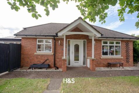 11 Clifton - front.jpg