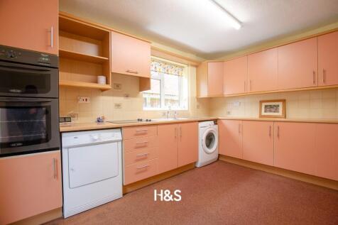 4 Falkwood - kitchen2.jpg