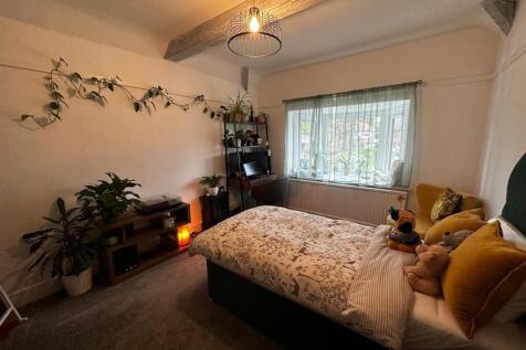 Bedroom 2.jpg