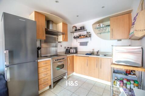 Newhall Court - kitchen.jpg