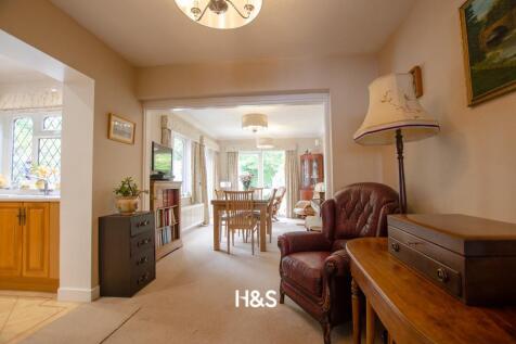 42 Northbrook Road snug.jpg