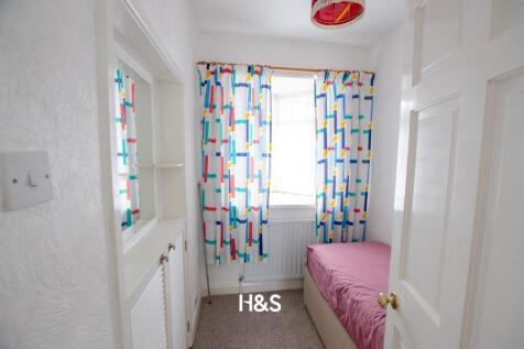 39 Rocky Lane - bed3.jpg