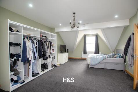 104 Woodlands Road - bed4.jpg