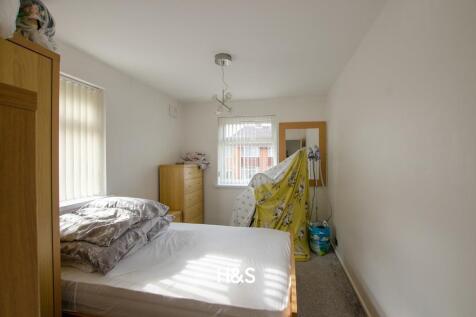 8 Leam Crescent - bed4.jpg