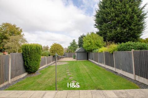 8 Leam Crescent - rear.jpg